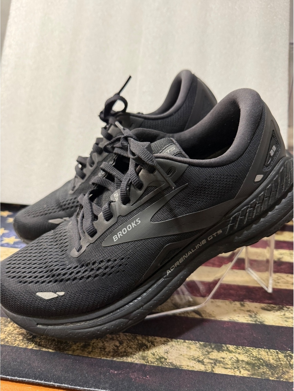 Brooks Adrenaline GTS 23 Women’s 8.5 B Black Running Shoes Stability Sneakers